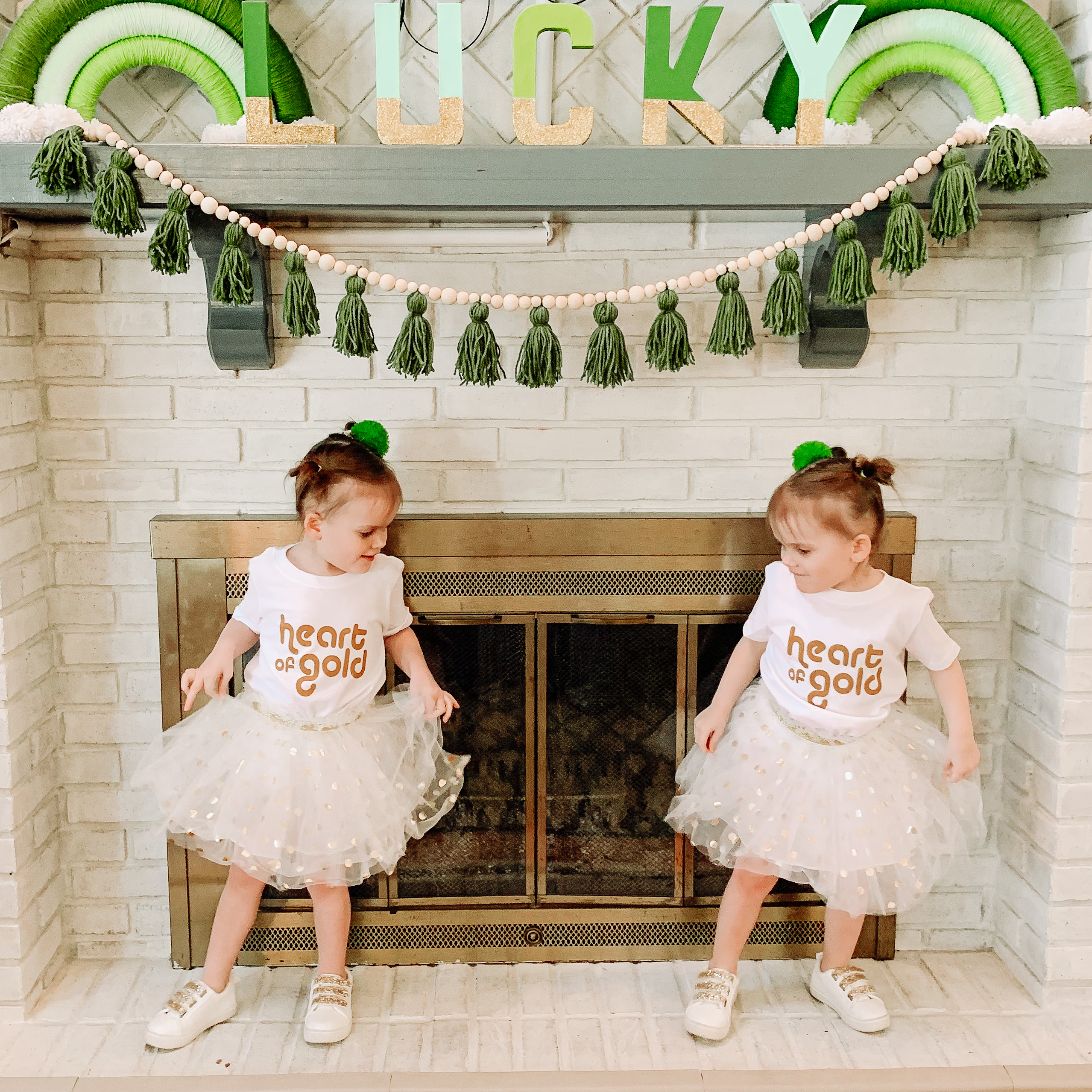 15773053454449531735