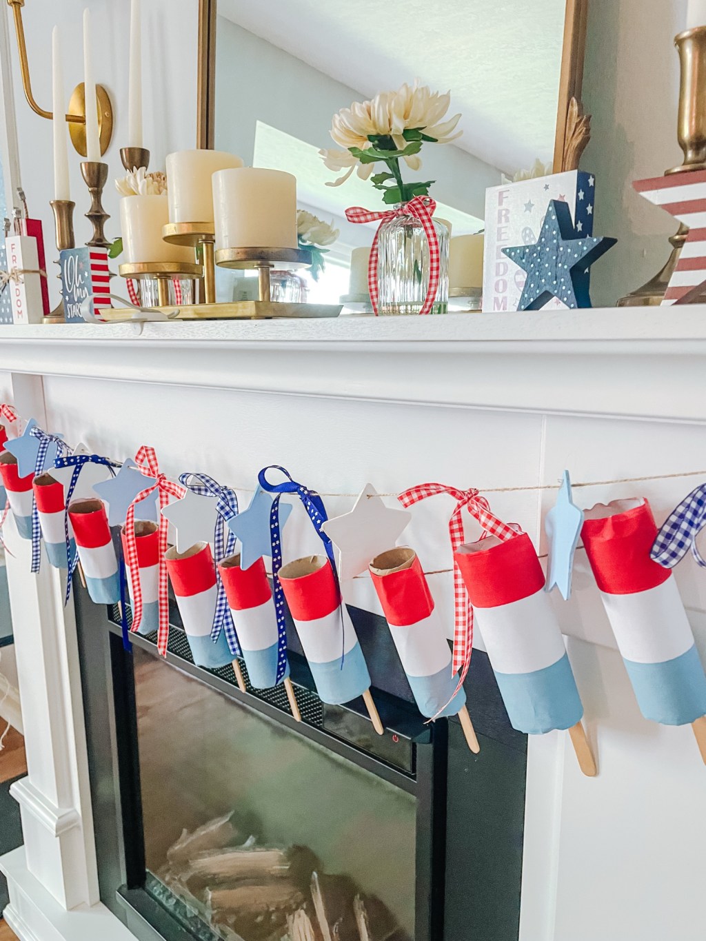 Patriotic Stars & Bows&nbsp;Garland